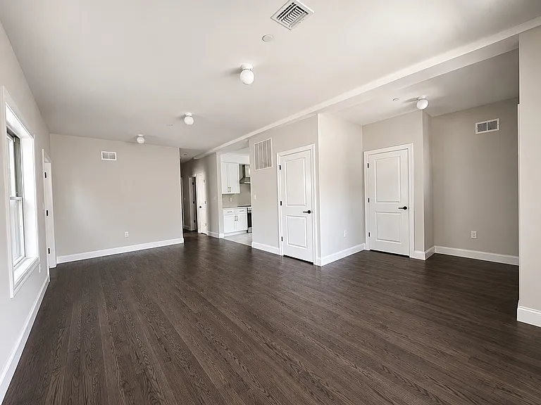 228 Sinclair Ave #1 — Photo 10
