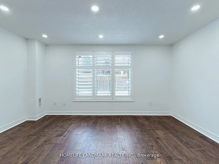 61 Rumsey Rd — Photo 8