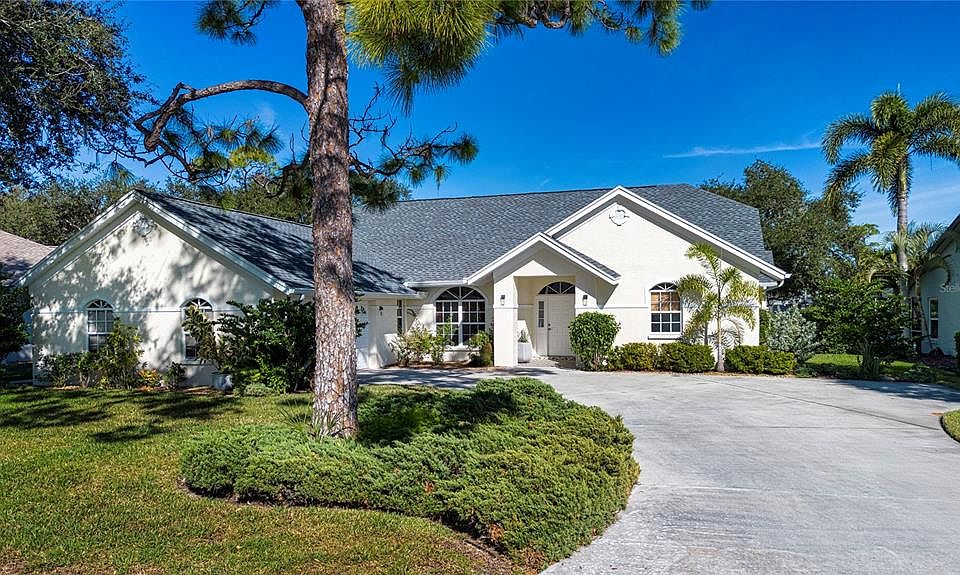 1st image of 8267 Shadow Pine Way