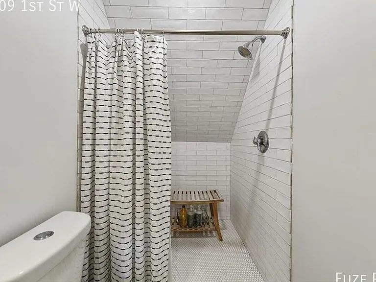 809 1st St W — Photo 12