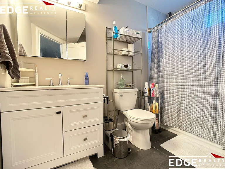 14 Glenmont Rd #2 — Photo 14