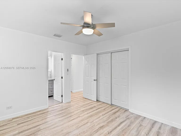 5406 S Le Jeune Rd — Photo 26
