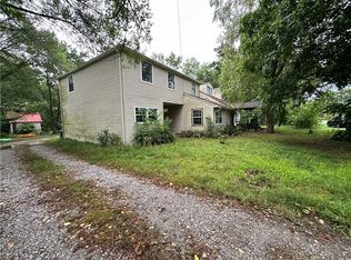 264 Walker, Gentry, AR 72734