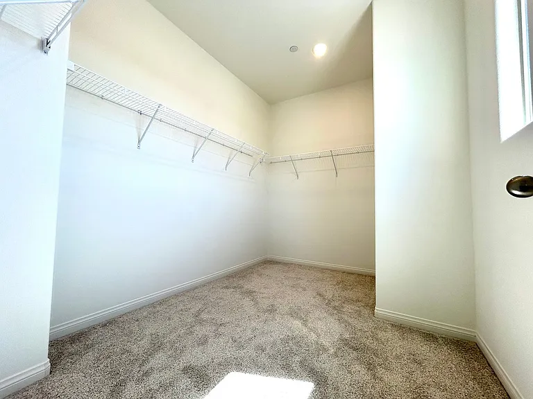 12480 Kings Creek Pl — Photo 15