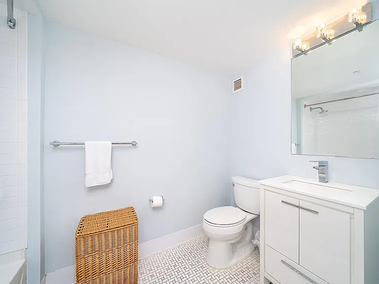 700 Grove St #11S — Photo 13