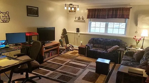 2 bed, 865 sqft, $2,100 — Photo 1