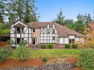 6730 Twin Hills Dr W, University Place, WA 98467