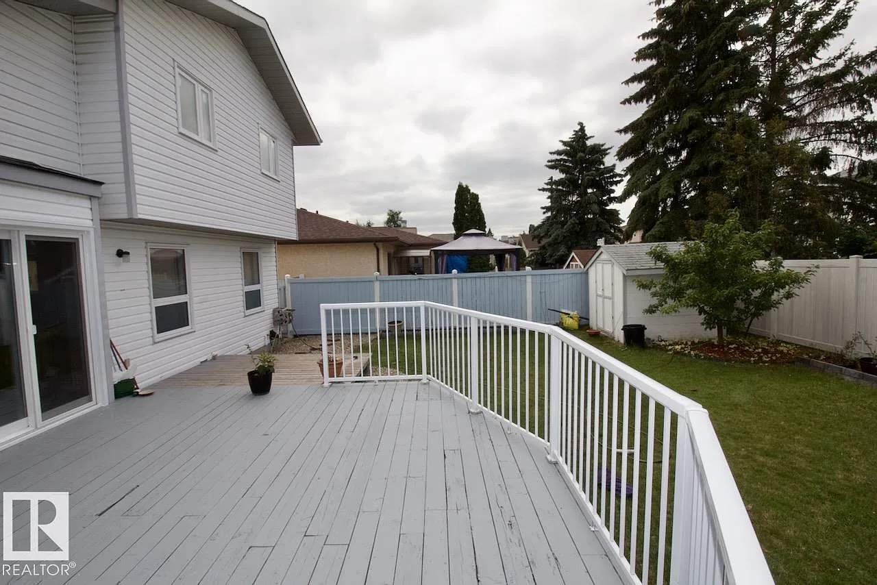 5 bed, 3.5 bath, 2041 sqft, $2,997 — Photo 2