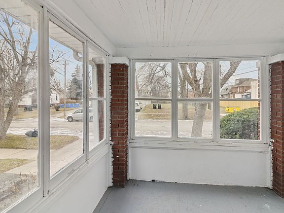 4th image of 10027 Elmira St #1