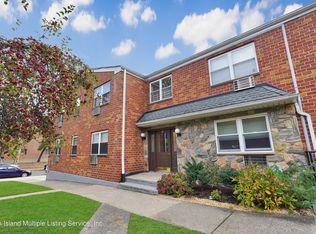 36 Bay Ter APT 2B, Staten Island, NY 10306