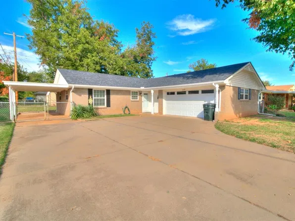 2209 Candy Ln, Del City, OK 73115