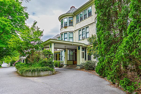 52 Albemarle Pl #8, Asheville, NC 28801 | Zillow