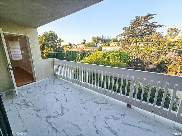 1310 Roxbury Dr #302 — Photo 19