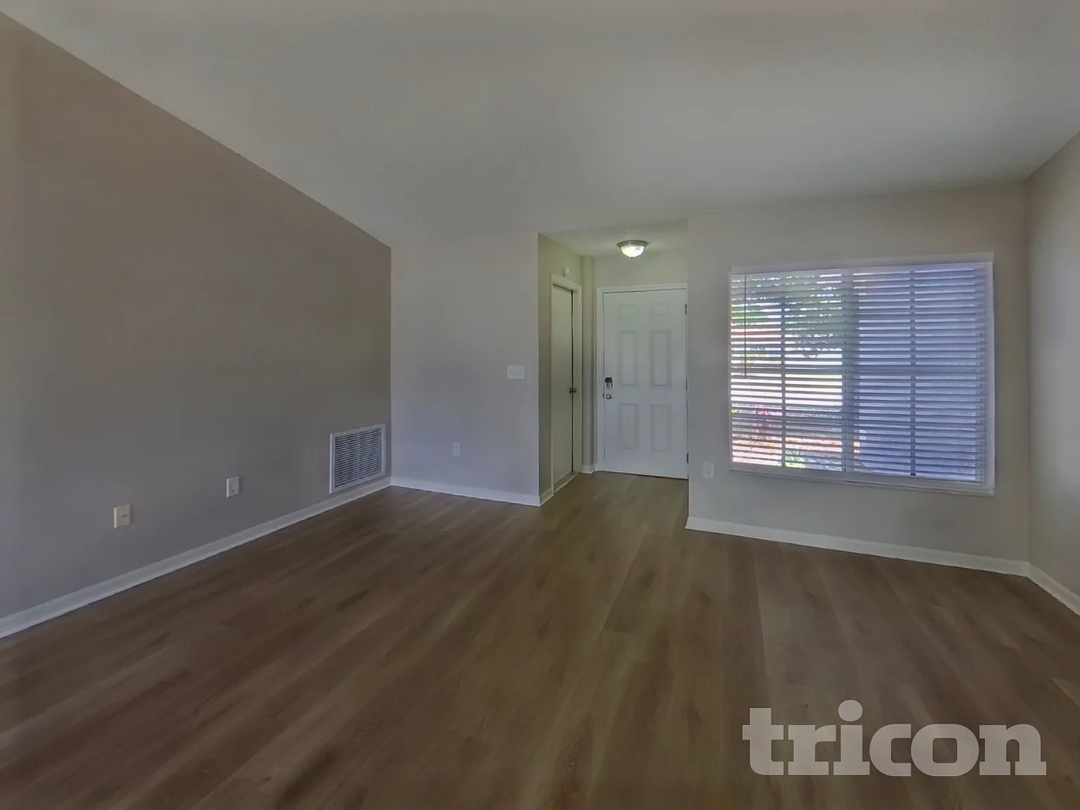 1212 Alpine Lake Drive Brandon FL — Photo 3