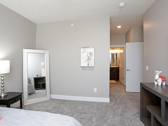5th image of 7500 S 15th St APT 307