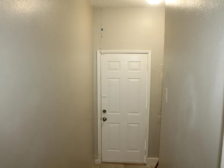 6123 NE 14th Ave — Photo 13