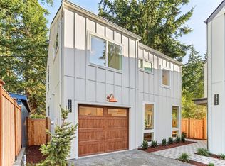 13750 Stone Ave N, Seattle, WA