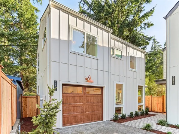 13750 Stone Avenue N, Seattle, WA 98133