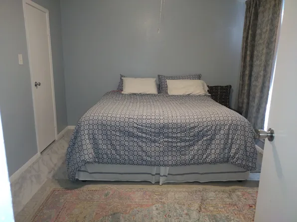 (undisclosed Address), Galveston, TX 77554