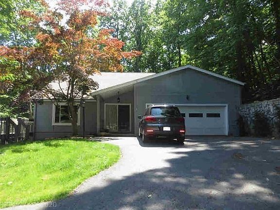 5th image of 101 Hidden Valley Dr