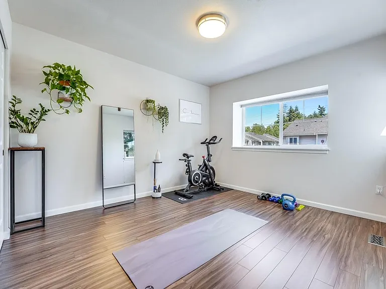 465 Queen Ave NE #403 — Photo 13
