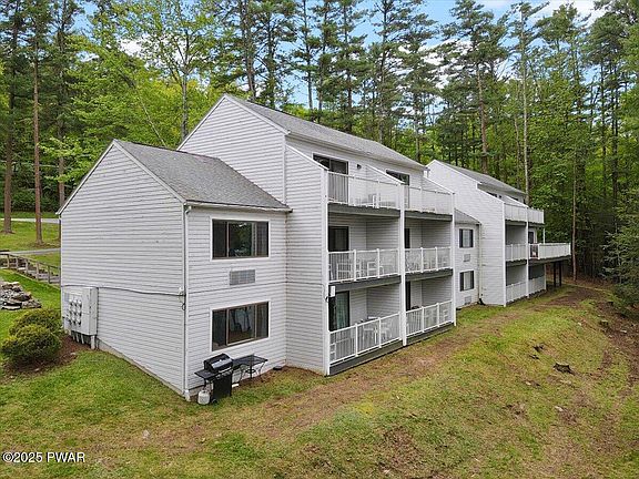 5th image of 110 Waterview Dr #31