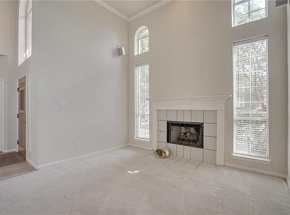4th image of 3129 Irvine Dr