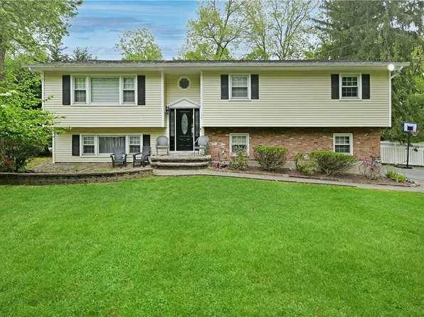 36 Eastbourne Drive, Spring Valley, NY 10977