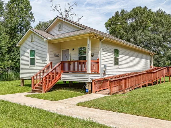 208 County Road 308, Cleveland, TX 77327