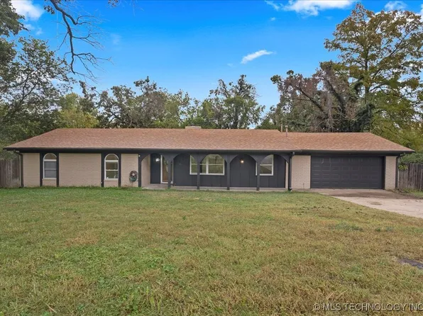 6831 W 34th Pl S, Tulsa, OK 74107