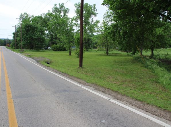 610 N Panther Ave, Yellville, AR 72687