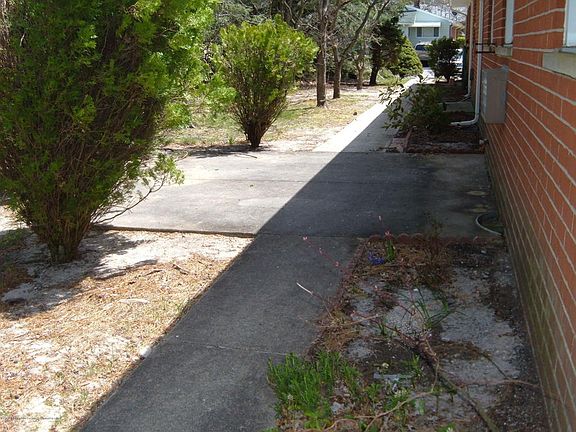 2nd image of 80C Yorktowne Pkwy