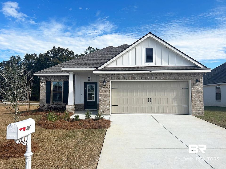 1st image of 808 Sumter Loop