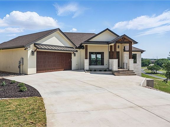 3rd image of 123 Pinnacle Dr