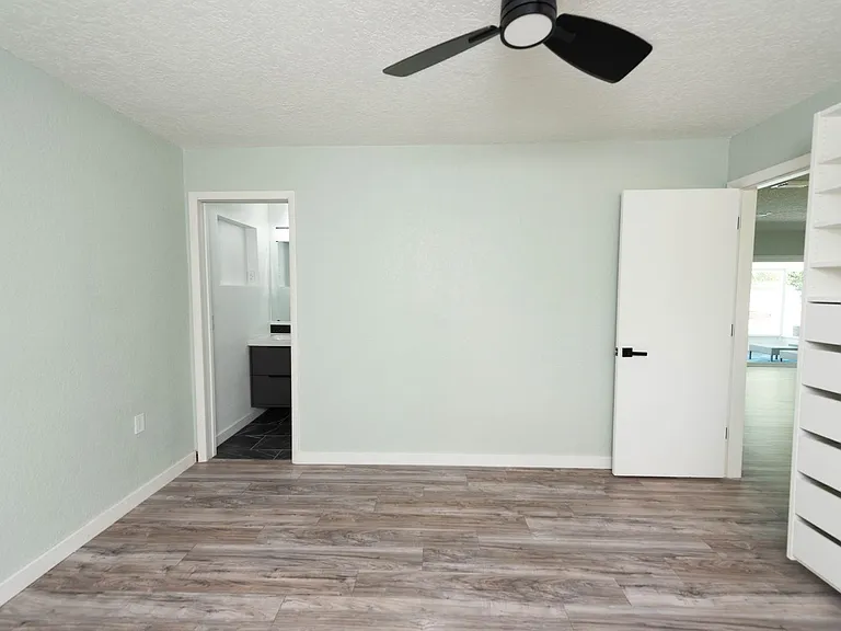 347 S Lakeside Dr — Photo 6