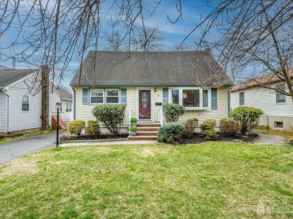 80 Myrtle Ave, Metuchen, NJ 08840