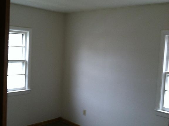 3rd image of 9206 Garfield Blvd Floor 2