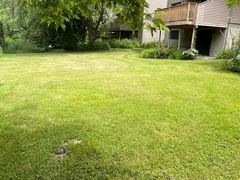 5 Lexington Grn #5 — Photo 8