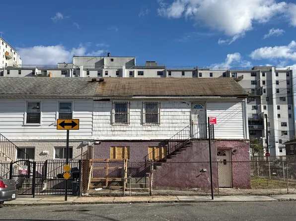 156 Beach 60th Street image 1 of 14