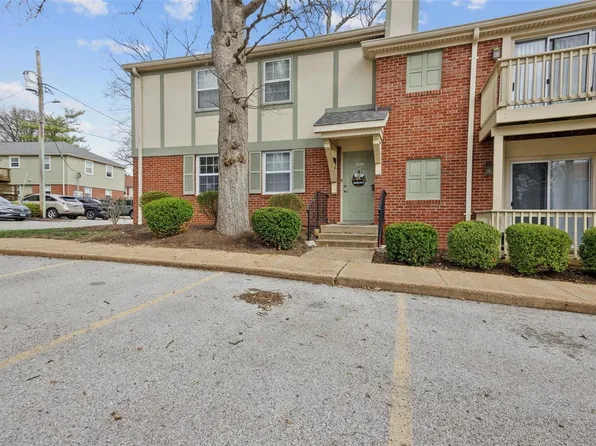 1428 Thrush Pl, Saint Louis, MO 63144