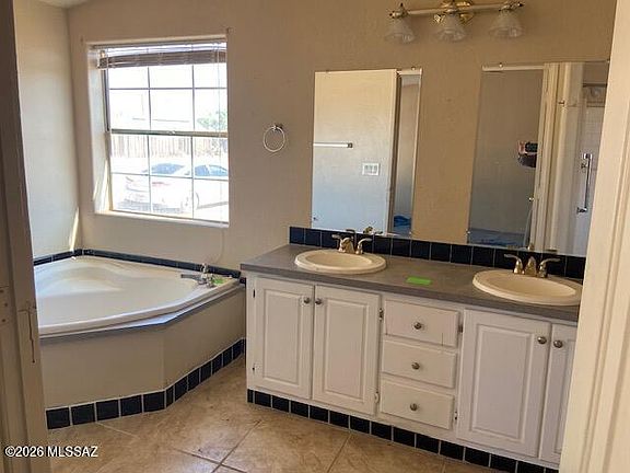 3rd image of 7381 N Sandario Rd