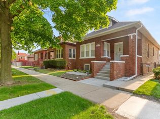 7614 S Chappel Ave, Chicago, IL 60649
