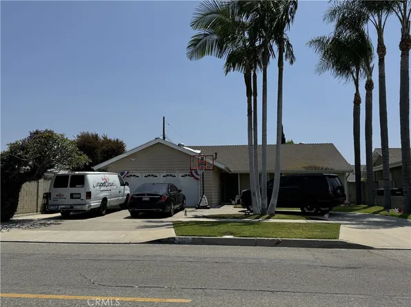237 N Eckhoff St, Orange, CA 92868