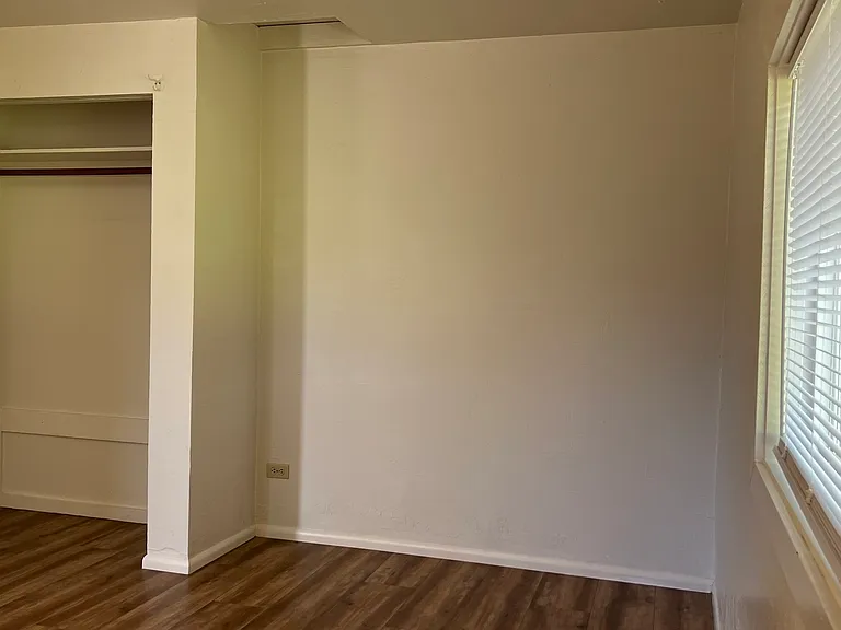1809 Glendale Dr — Photo 15