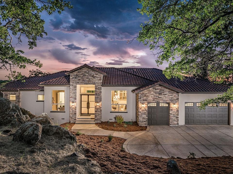 1st image of 9966 Spyglass Cir