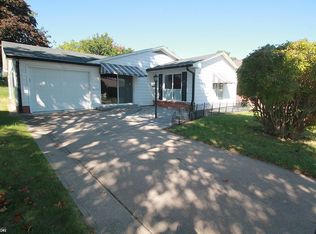 809 S 16th St, Clarinda, IA 51632