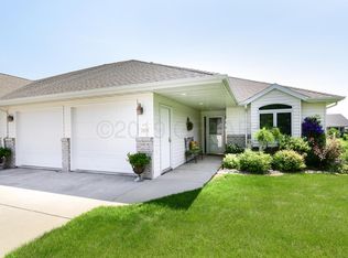 2106 10th St SE, East Grand Forks, MN 56721