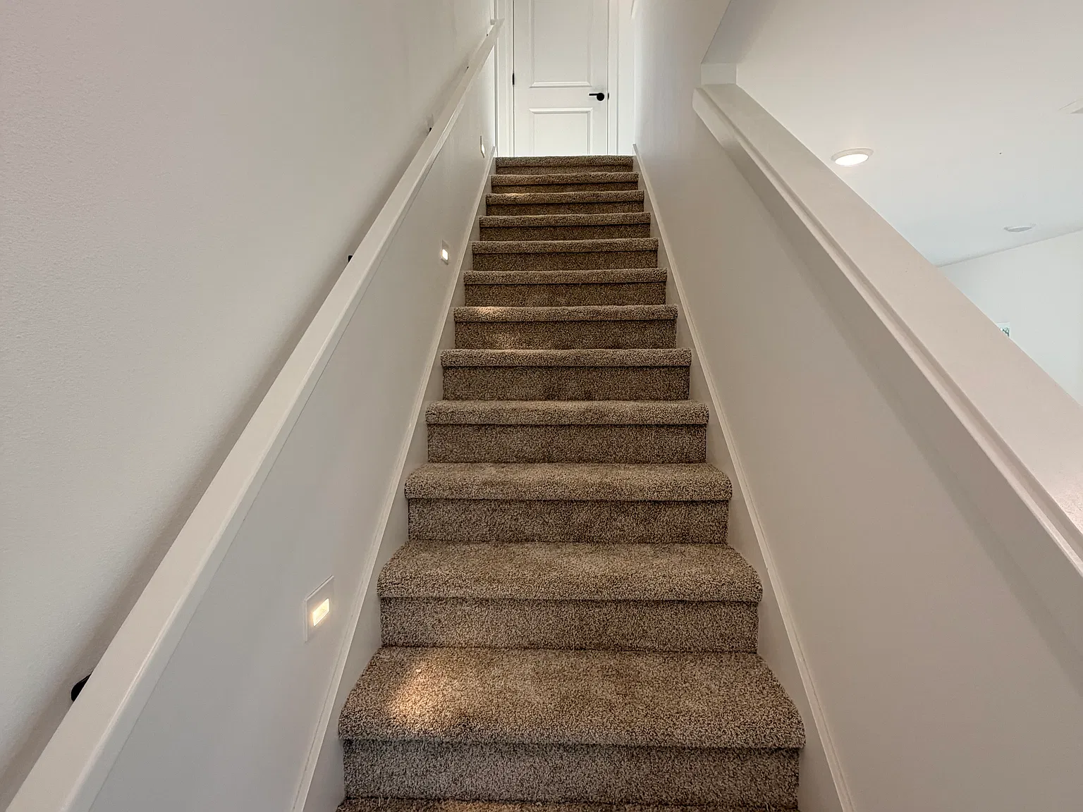 3 bed, 2.5 bath, $2,385 — Photo 4