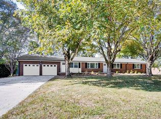 3828 Zoo Pkwy, Asheboro, NC 27205