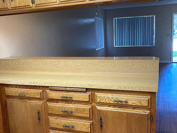 2nd image of 801 Deseret Way APT 2